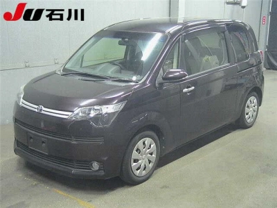 TOYOTA SPADE