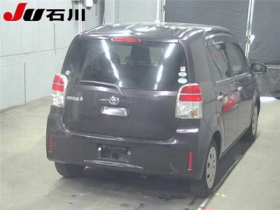 TOYOTA SPADE