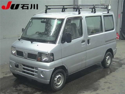 NISSAN CLIPPER VAN