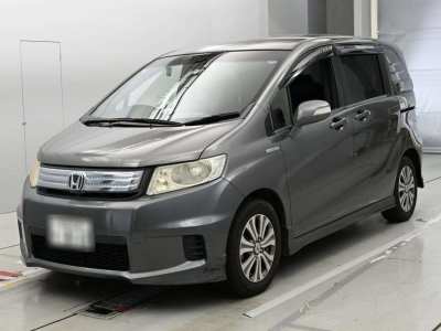 HONDA FREED SPIKE HYBRID