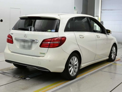 MERCEDES BENZ B CLASS