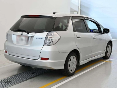 HONDA FIT SHUTTLE HYBRID