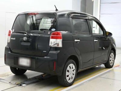 TOYOTA SPADE