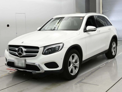 MERCEDES BENZ GLC