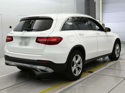 MERCEDES BENZ GLC