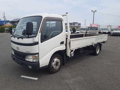 TOYOTA DYNA TRUCK