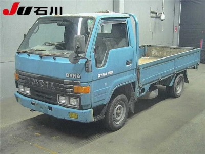 TOYOTA DYNA