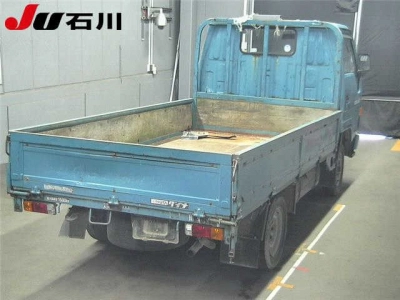 TOYOTA DYNA