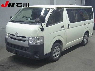 TOYOTA REGIUS VAN