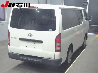 TOYOTA REGIUS VAN