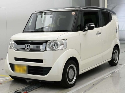 HONDA N-BOX SLASH