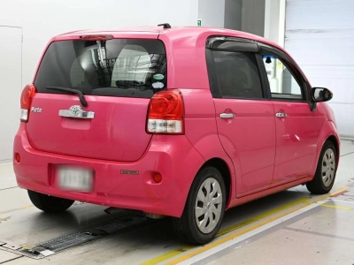 TOYOTA PORTE