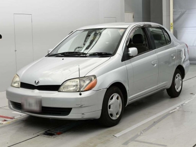 TOYOTA PLATZ
