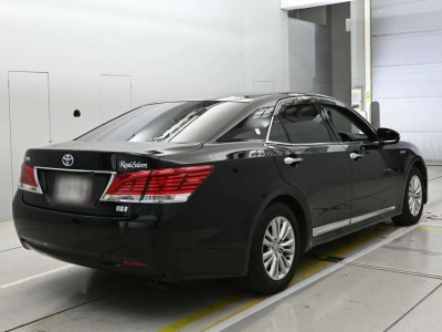 TOYOTA CROWN HYBRID