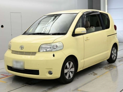 TOYOTA PORTE