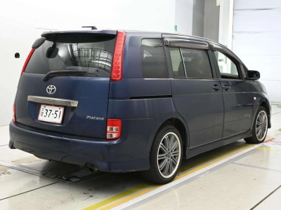 TOYOTA ISIS