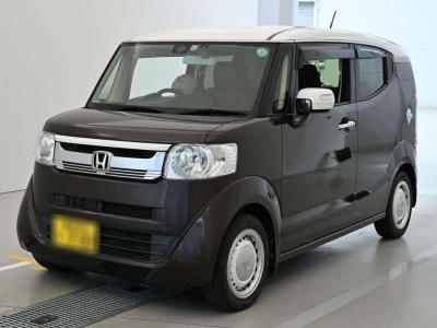 HONDA N-BOX SLASH