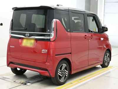 NISSAN ROOX