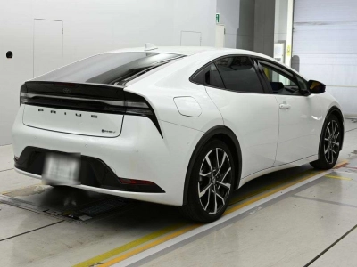 TOYOTA PRIUS PHV