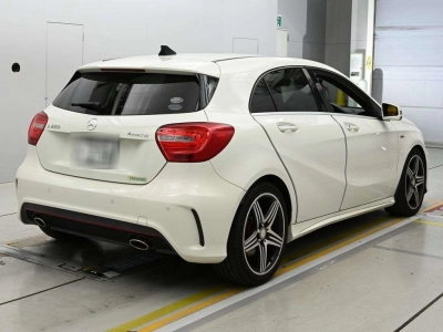 MERCEDES BENZ A CLASS