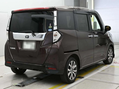 TOYOTA TANK