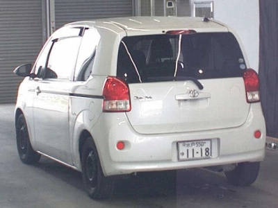 TOYOTA PORTE