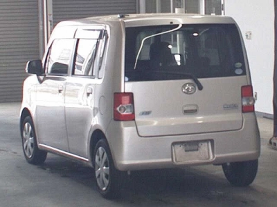 DAIHATSU MOVE CONTE