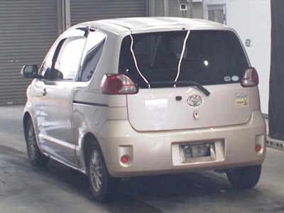 TOYOTA PORTE