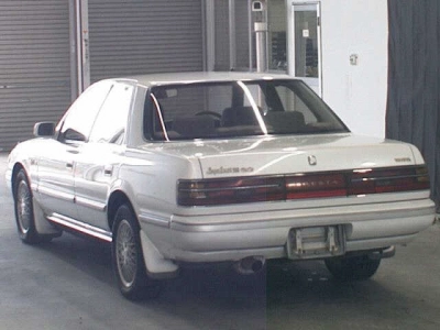 TOYOTA CRESTA