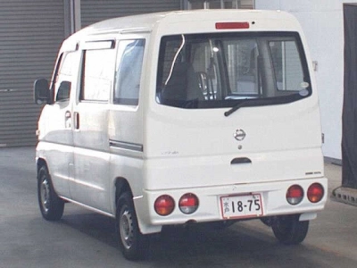 NISSAN CLIPPER VAN