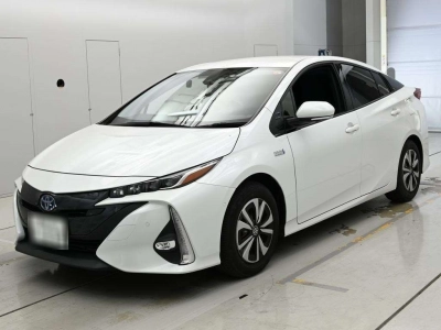 TOYOTA PRIUS PHV