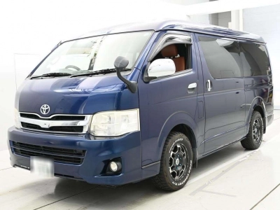 TOYOTA HIACE WAGON