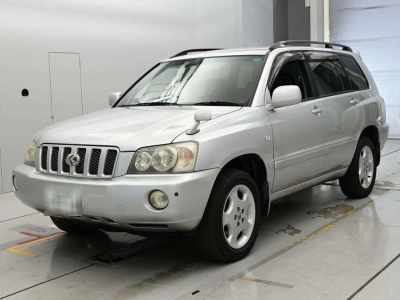 TOYOTA KLUGER