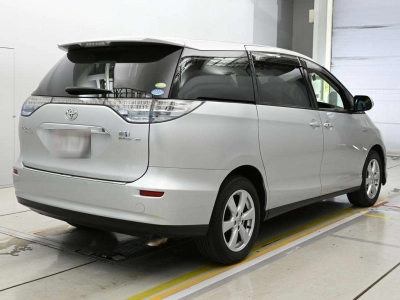 TOYOTA ESTIMA HYBRID