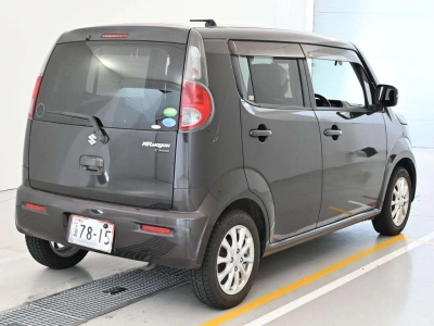 SUZUKI MRWAGON