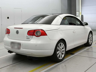VOLKSWAGEN EOS