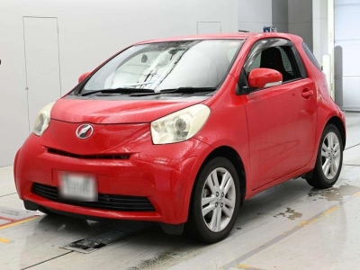 TOYOTA IQ