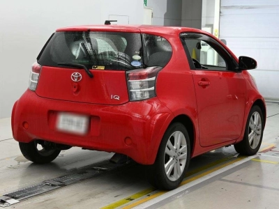 TOYOTA IQ
