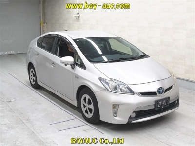 TOYOTA PRIUS PHV