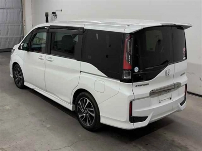 HONDA STEPWGN SPADA