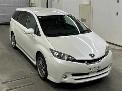 TOYOTA WISH
