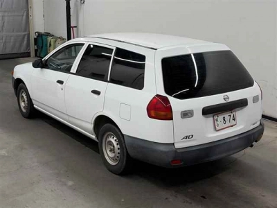 NISSAN AD VAN
