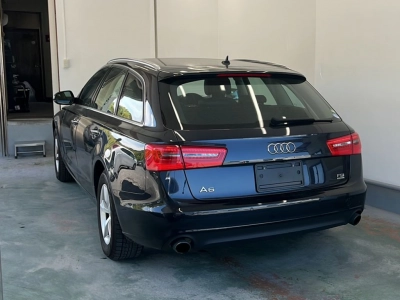 AUDI A6 AVANTE