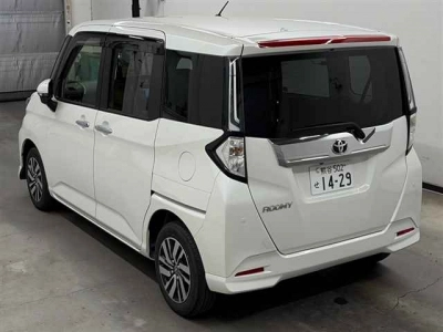 TOYOTA TANK