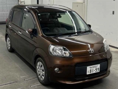 TOYOTA PORTE