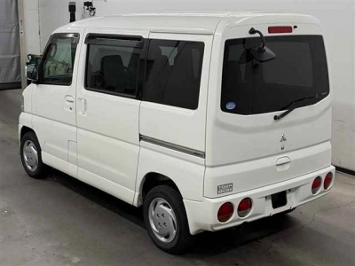 MITSUBISHI TOWN BOX