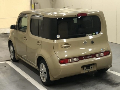 NISSAN CUBE