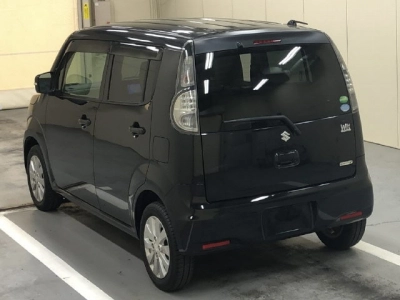 SUZUKI MRWAGON