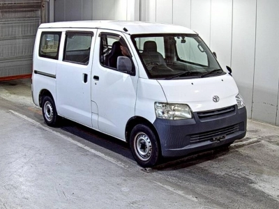 TOYOTA TOWN ACE VAN