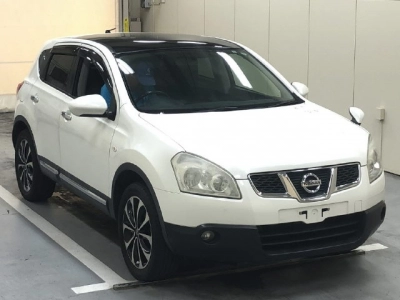 NISSAN DUALIS